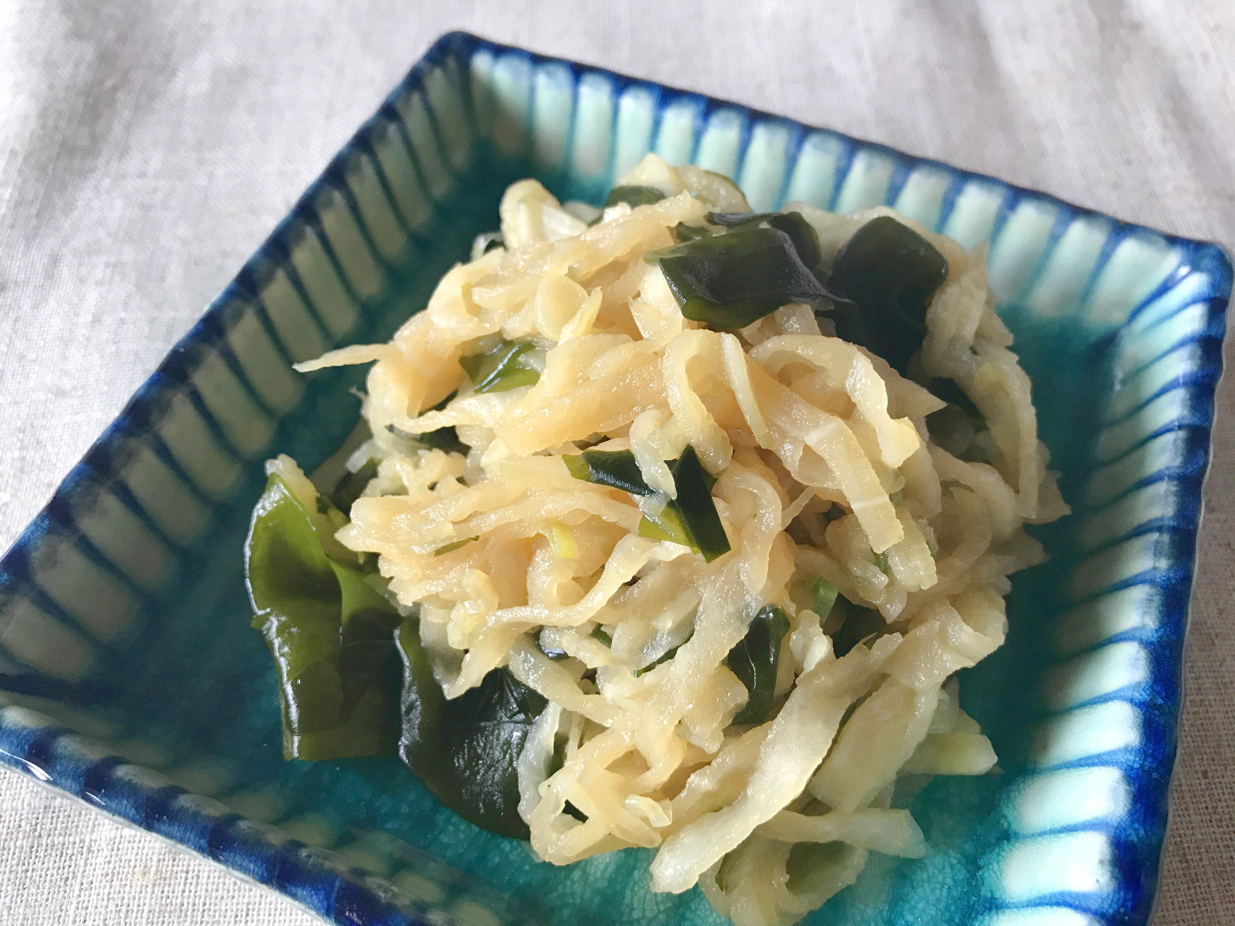 貧血予防に切り干し大根とワカメの煮物